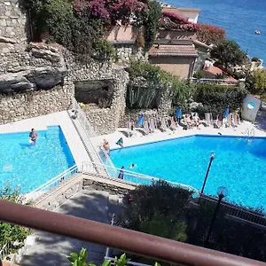 conca-verde-n28-appartamento-sul-mare.hotelitalianriviera.com/