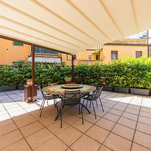 apt-nettuno-private-garden-in-center.emilia-romagnahotels.net/